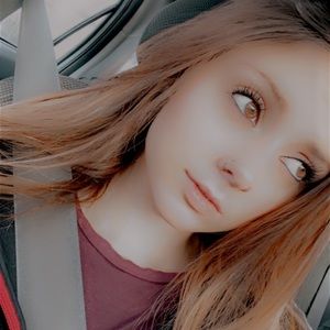 Meet your Posher, Dezzy